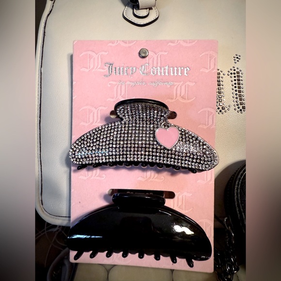 Juicy Couture NWT Cream Shoulder Tote & Black Heart Wristlet & Hair Clips (P192) - Picture 10 of 14